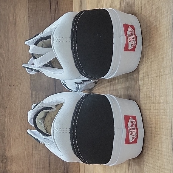 Vans. Old school bolt Brand new in the box authentic uper textile. - Picture 6 of 12